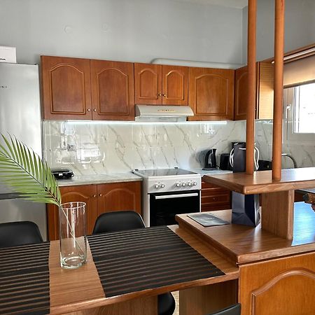 W Pearl Suite เนอาเปรามอส ภายนอก รูปภาพ